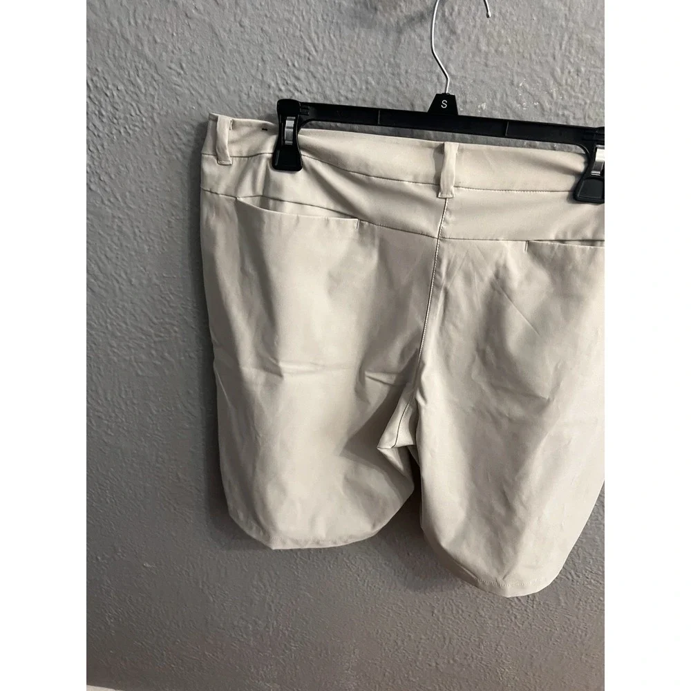 Nike Womens Dri Fit Bermuda Sport Shorts Size 14 Beige